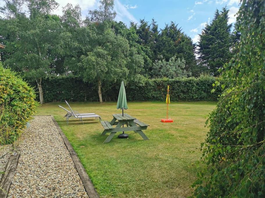 The Squirrels- Alresford, Essex Apartamento Exterior foto